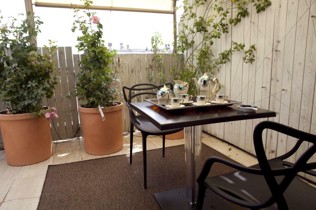 Apartamento Il Garofano Rosa Verona Exterior foto